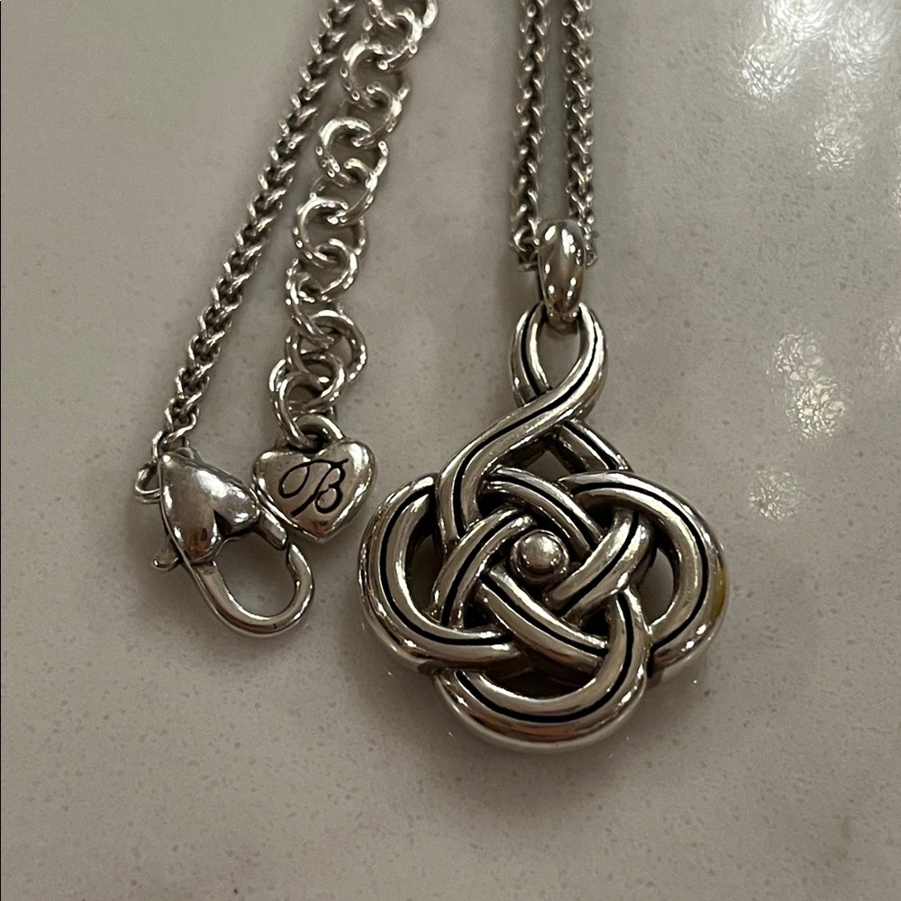 Retired Brighton interlock knot reversible design necklace adjustable - Picture 11 of 11